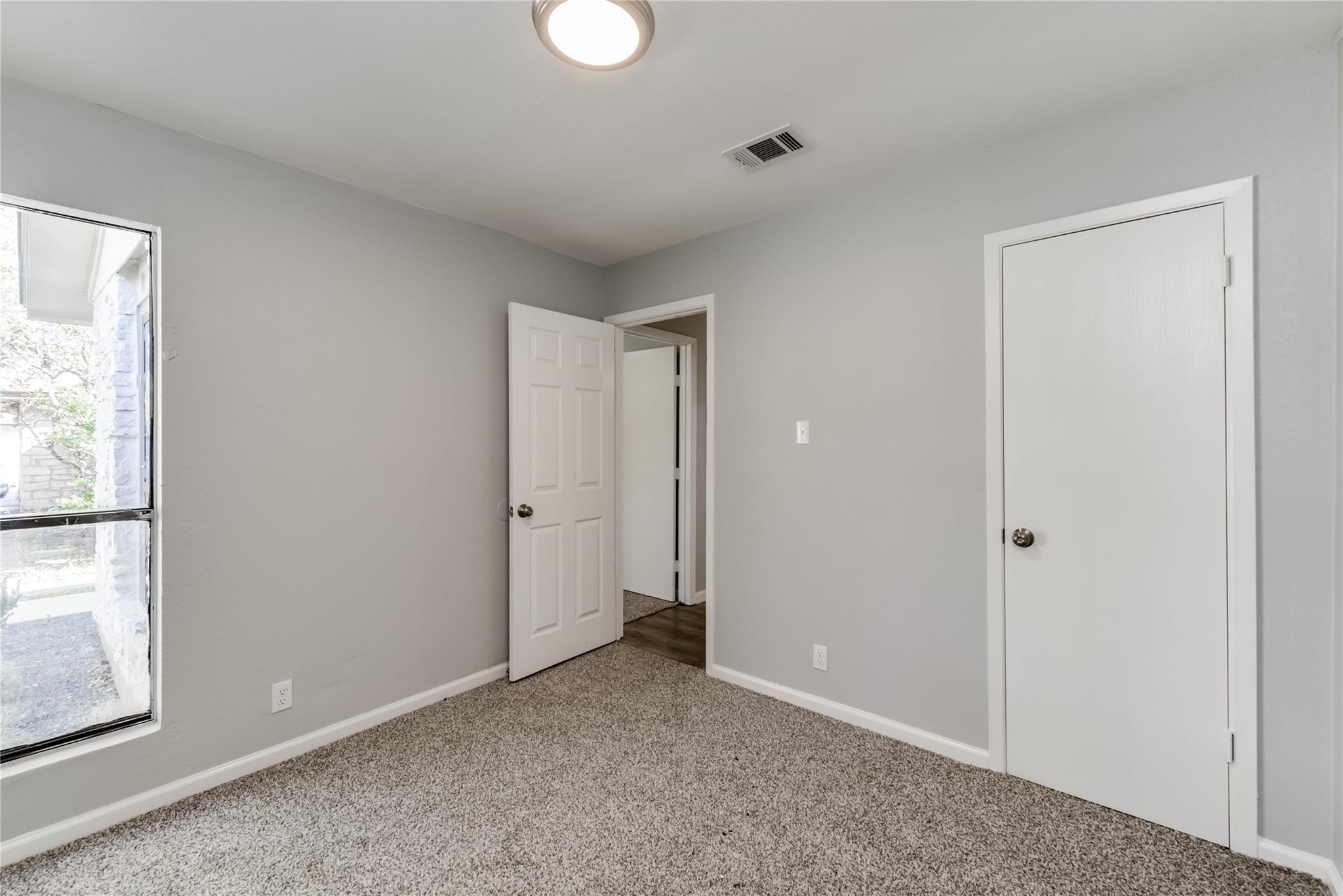 913 Chisholm Cv, Round Rock, TX 78681