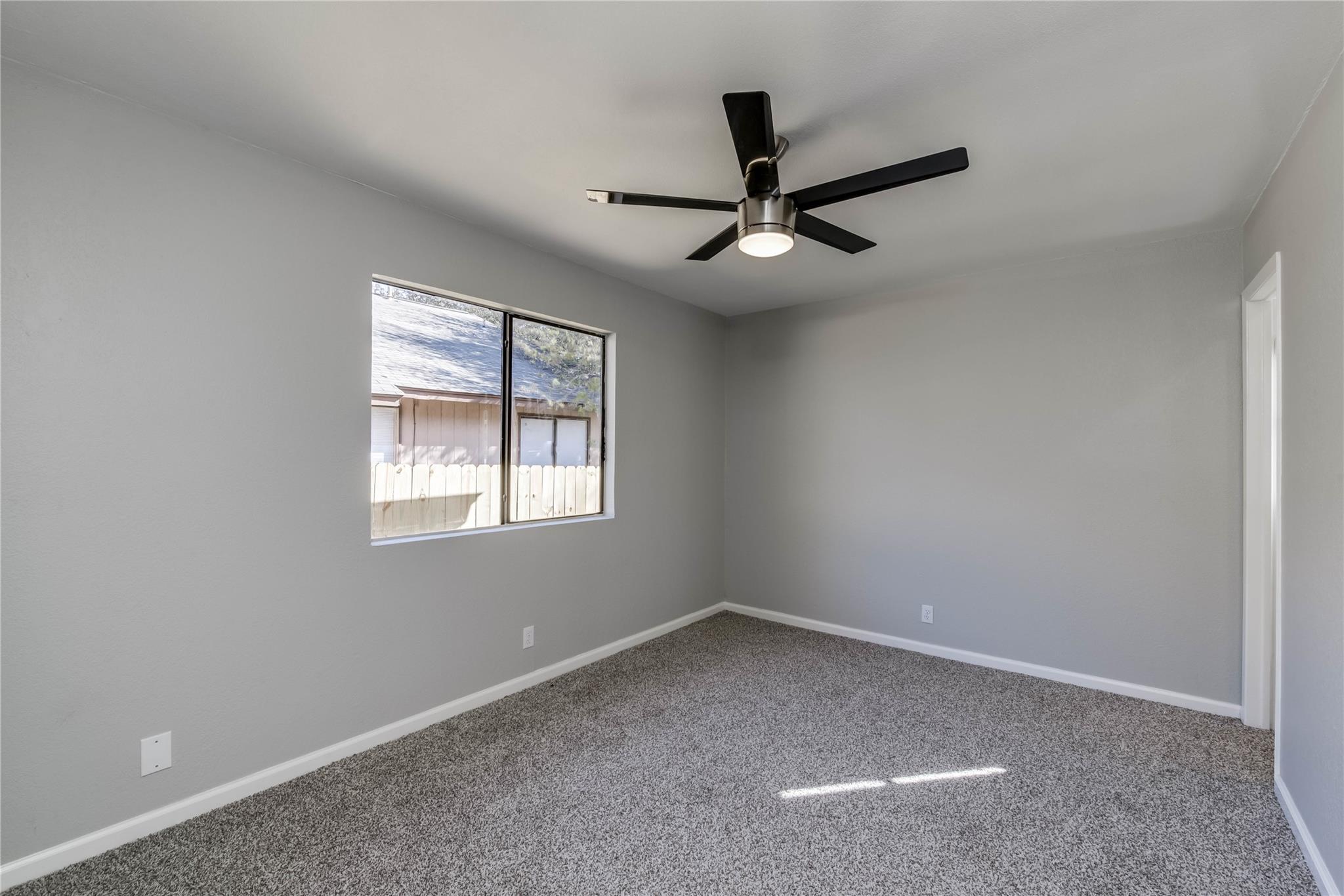 913 Chisholm Cv, Round Rock, TX 78681