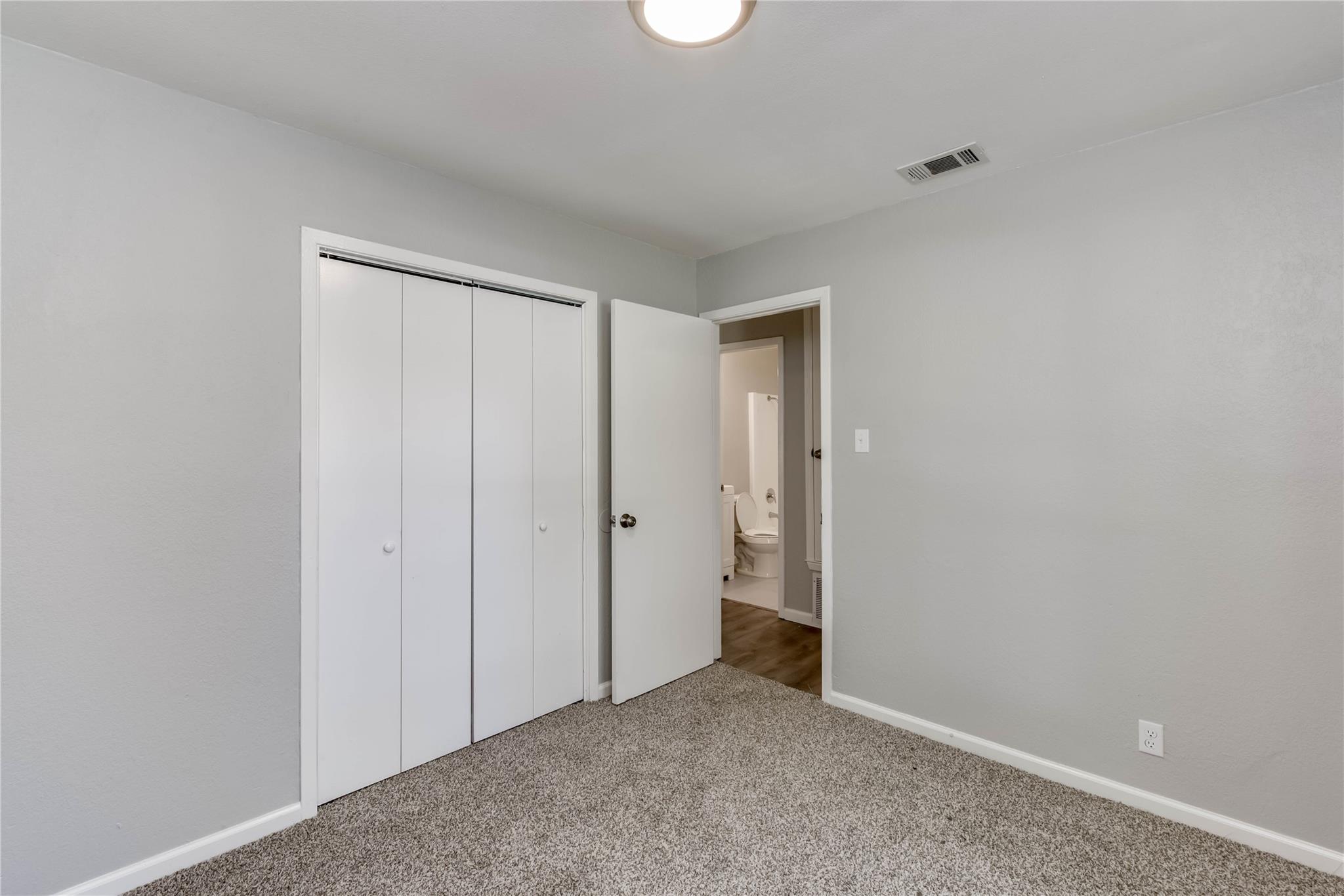 913 Chisholm Cv, Round Rock, TX 78681