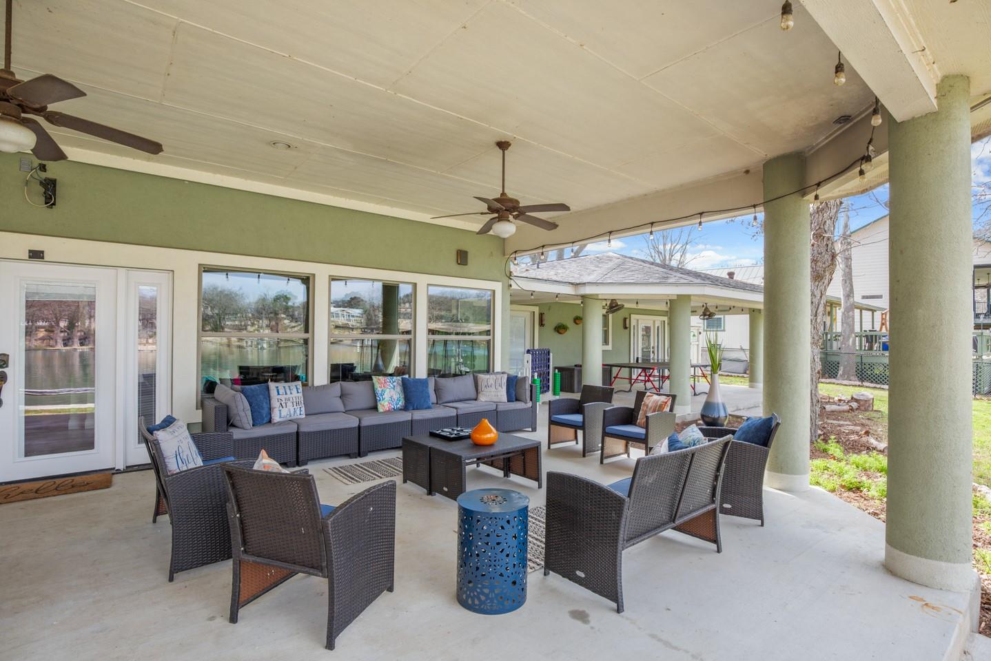 1317 E Zipp Rd, New Braunfels, TX 78130