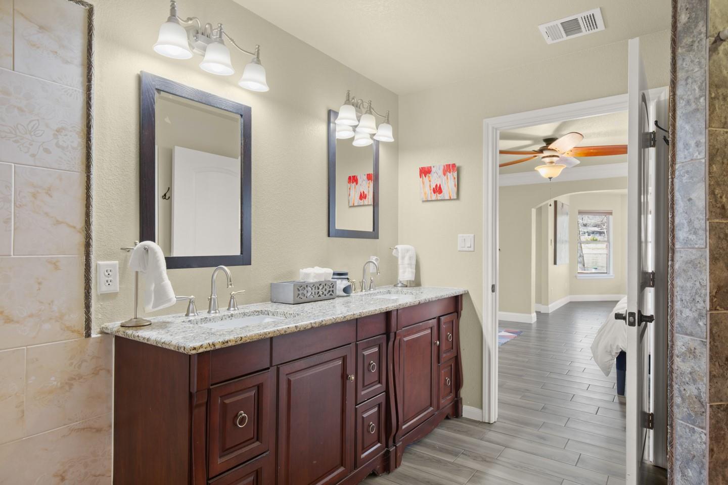 1317 E Zipp Rd, New Braunfels, TX 78130