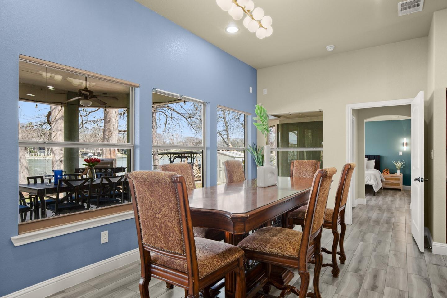 1317 E Zipp Rd, New Braunfels, TX 78130