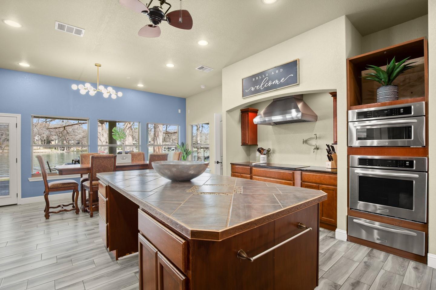 1317 E Zipp Rd, New Braunfels, TX 78130