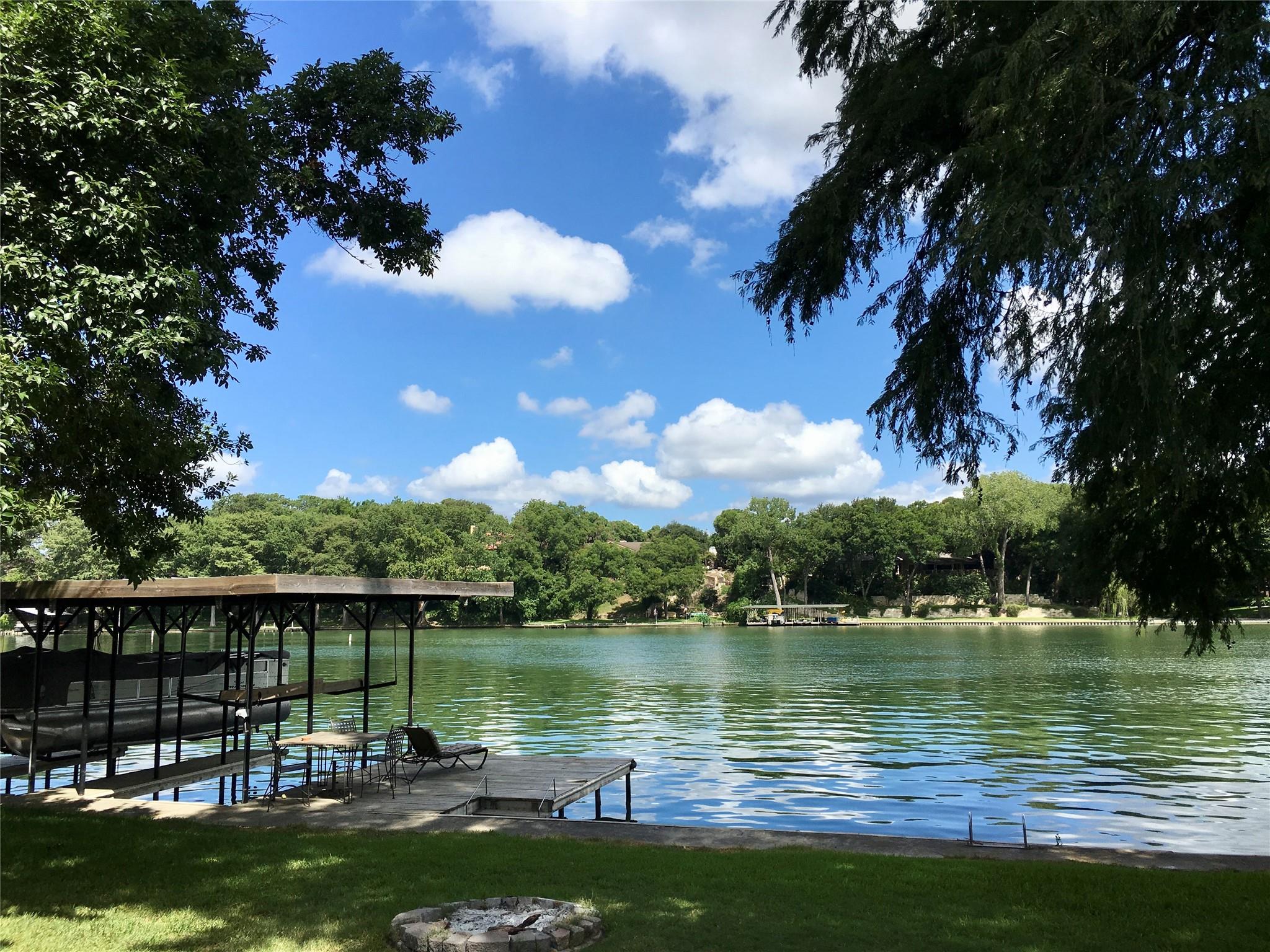 1317 E Zipp Rd, New Braunfels, TX 78130