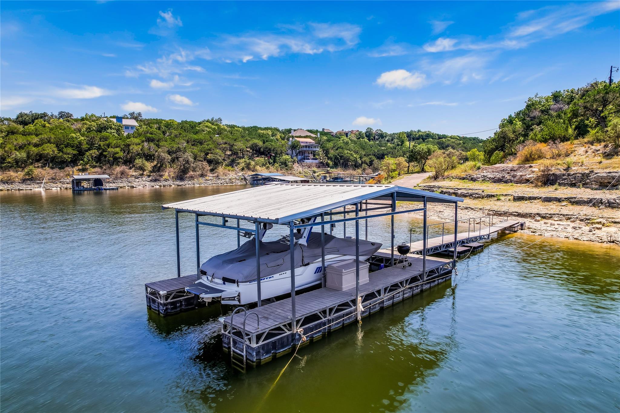 17914 Fishermans Way, Lago Vista, TX 78645