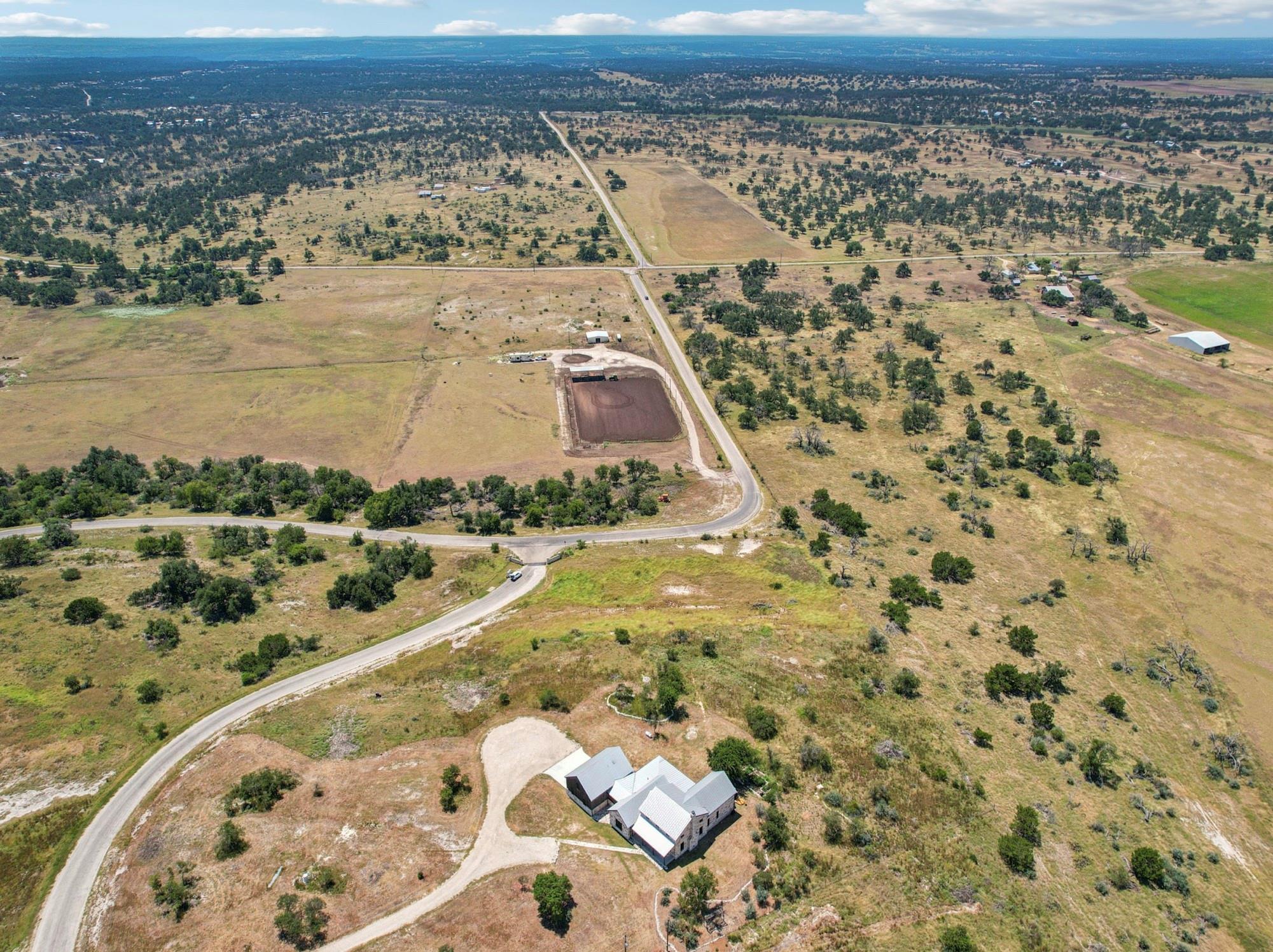 135 Scenic Vista Dr, Fredericksburg, TX 78624