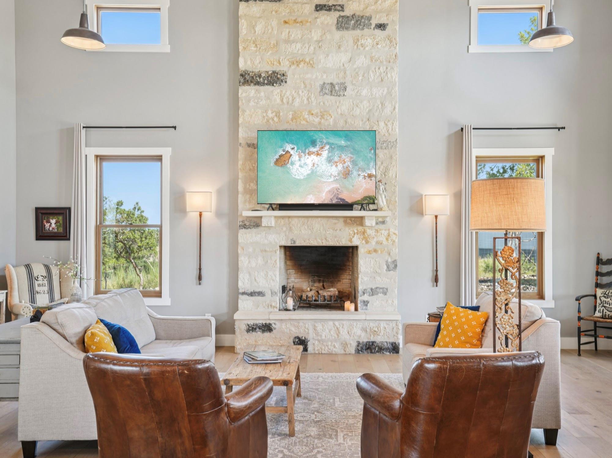 135 Scenic Vista Dr, Fredericksburg, TX 78624