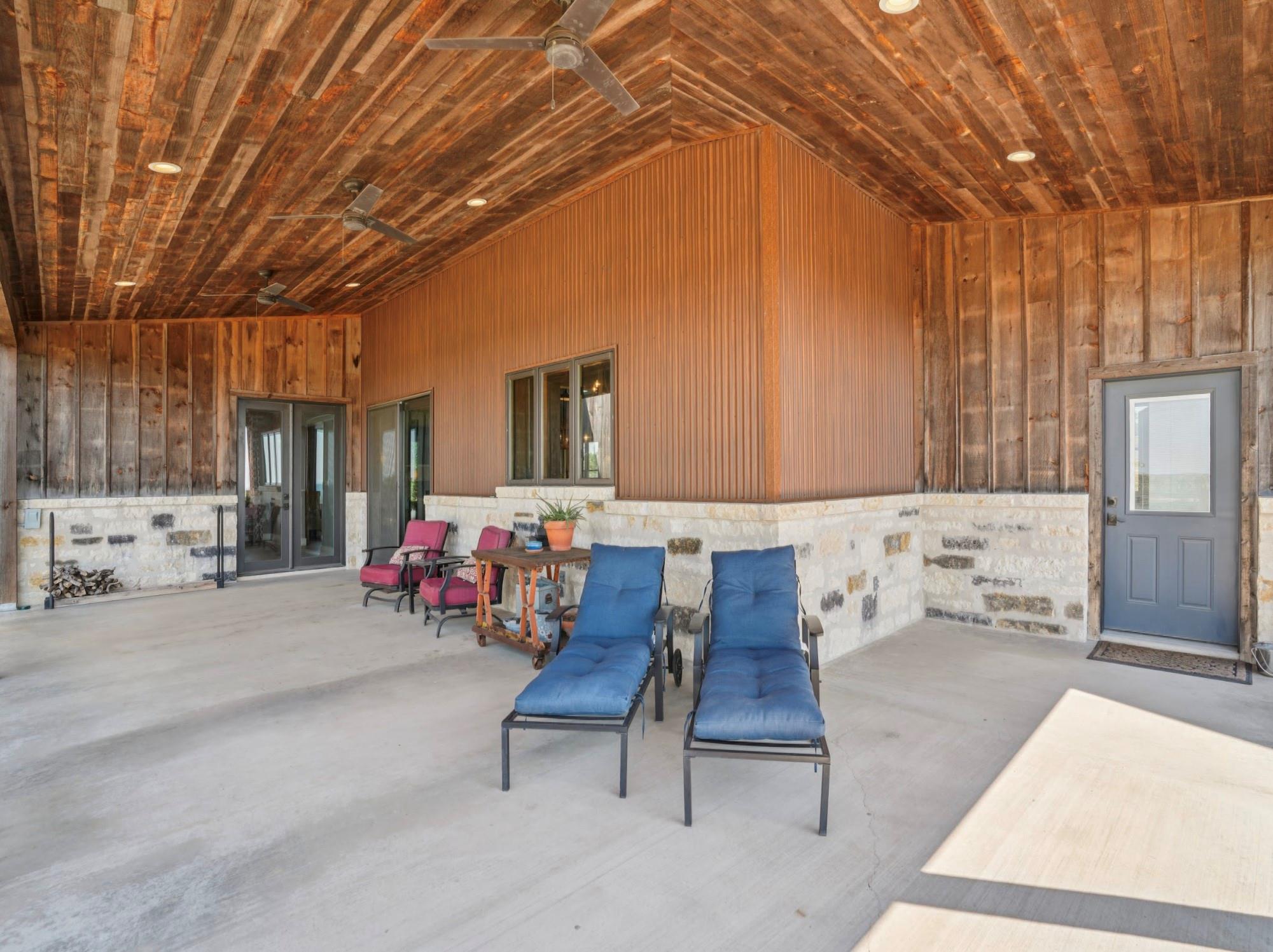 135 Scenic Vista Dr, Fredericksburg, TX 78624