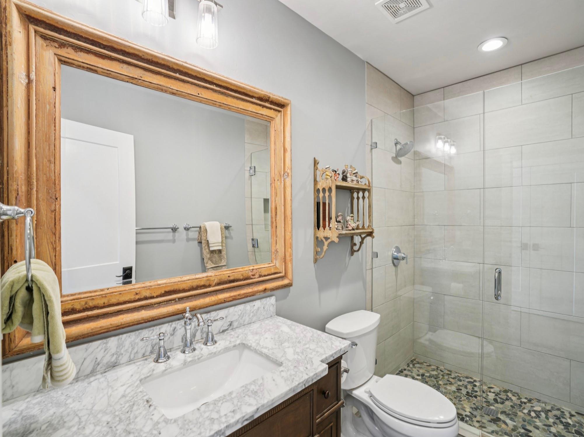 135 Scenic Vista Dr, Fredericksburg, TX 78624