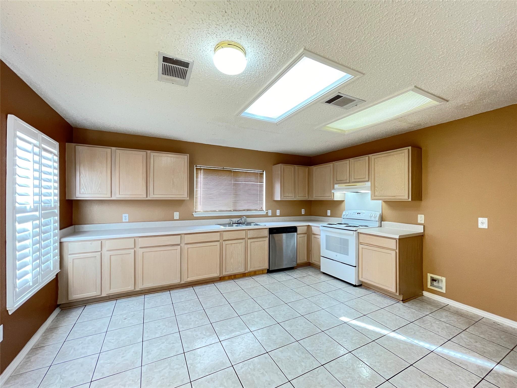 2516 Stapleford Dr, Cedar Park, TX 78613