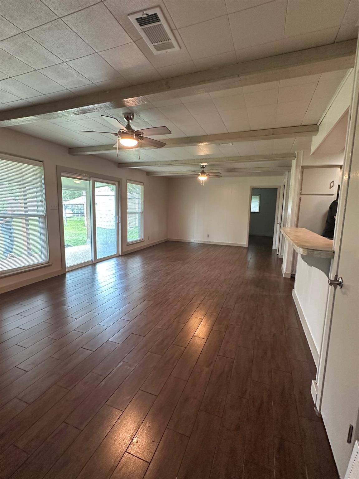 3904 Mountain View Dr, Kingsland, TX 78639