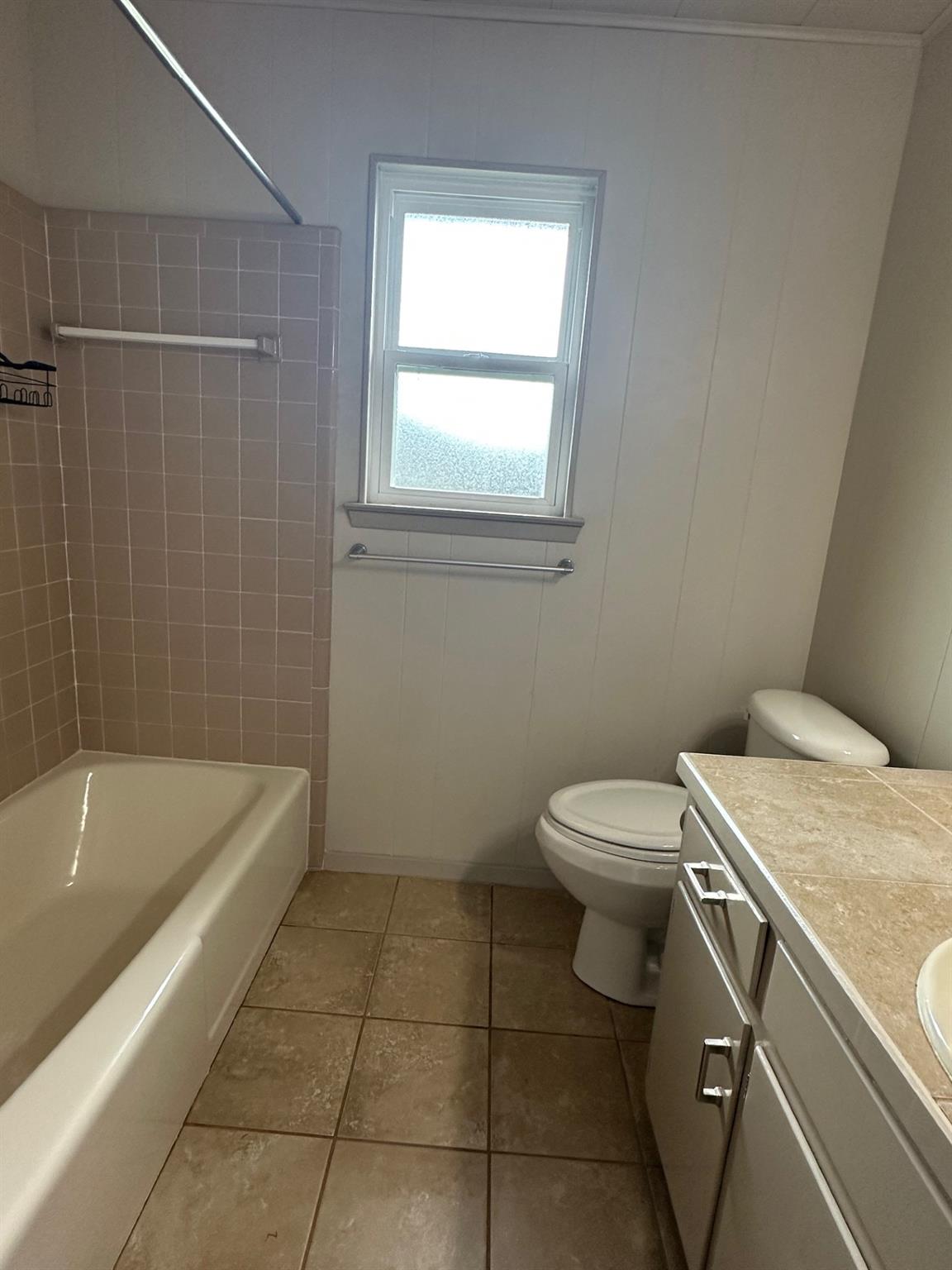 3904 Mountain View Dr, Kingsland, TX 78639