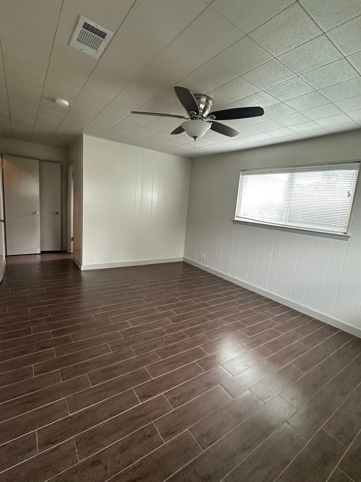 3904 Mountain View Dr, Kingsland, TX 78639