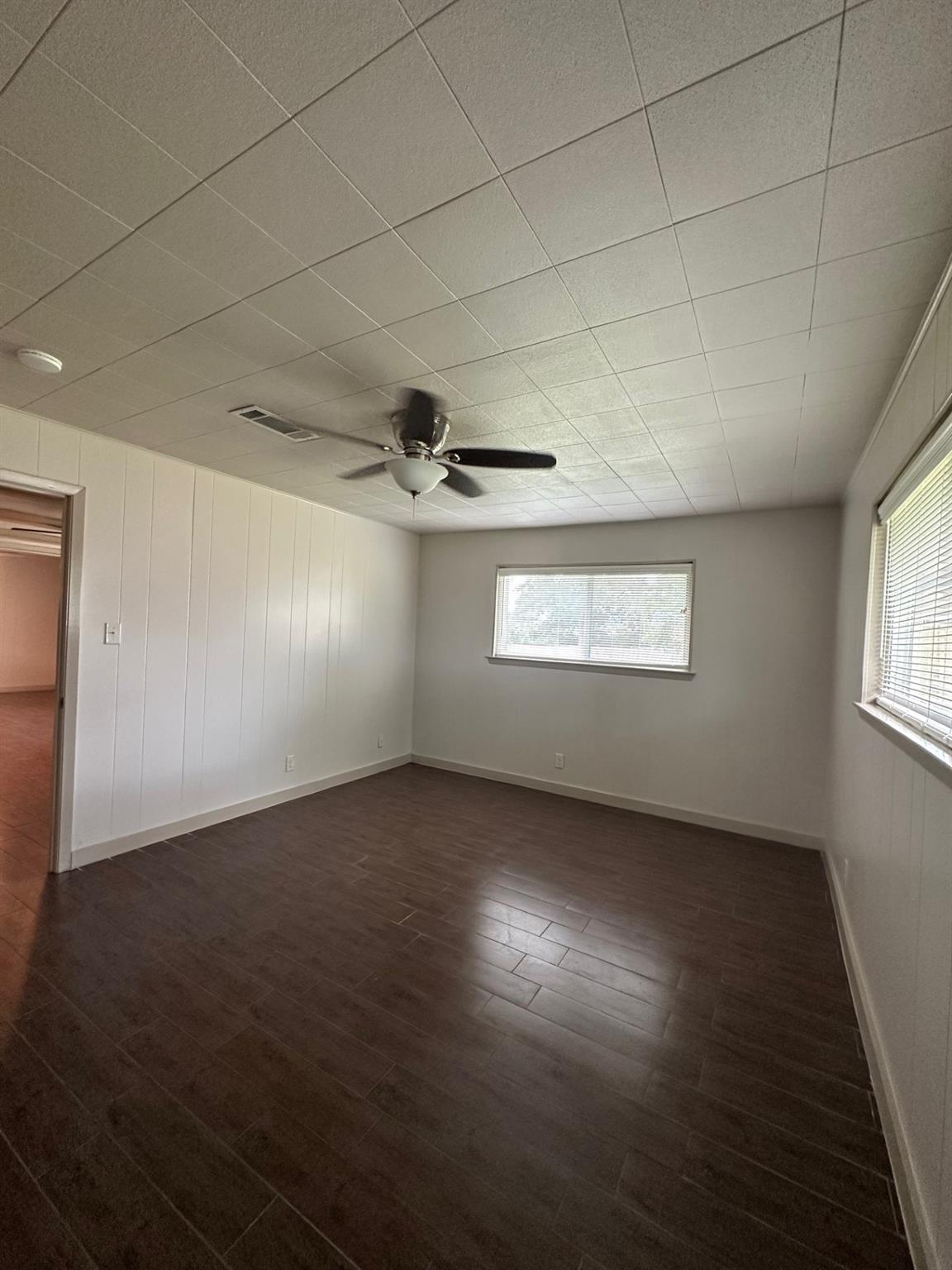 3904 Mountain View Dr, Kingsland, TX 78639