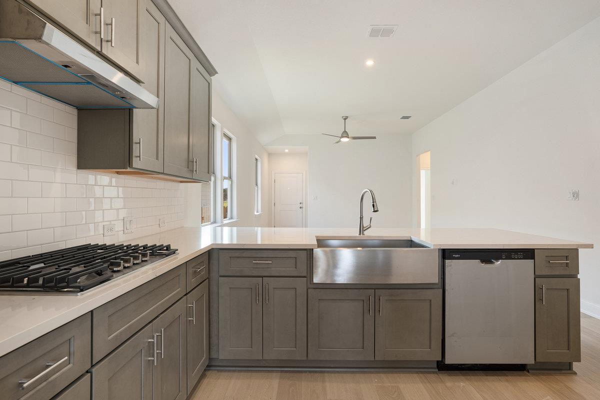 108 Tenny Ln, Kyle, TX 78640