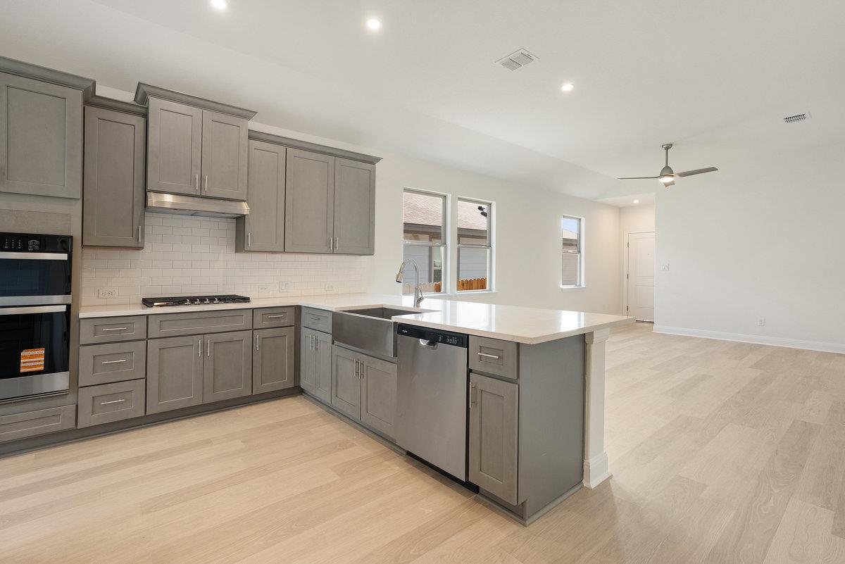 108 Tenny Ln, Kyle, TX 78640