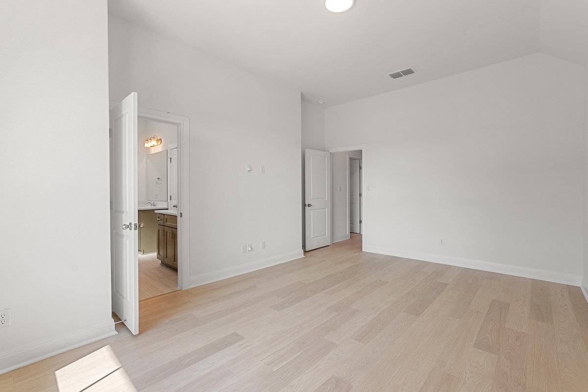 108 Tenny Ln, Kyle, TX 78640