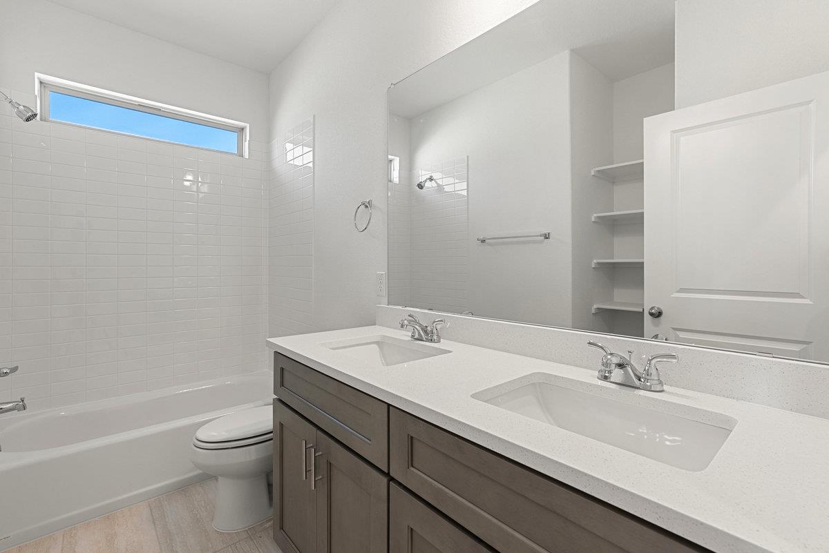 108 Tenny Ln, Kyle, TX 78640