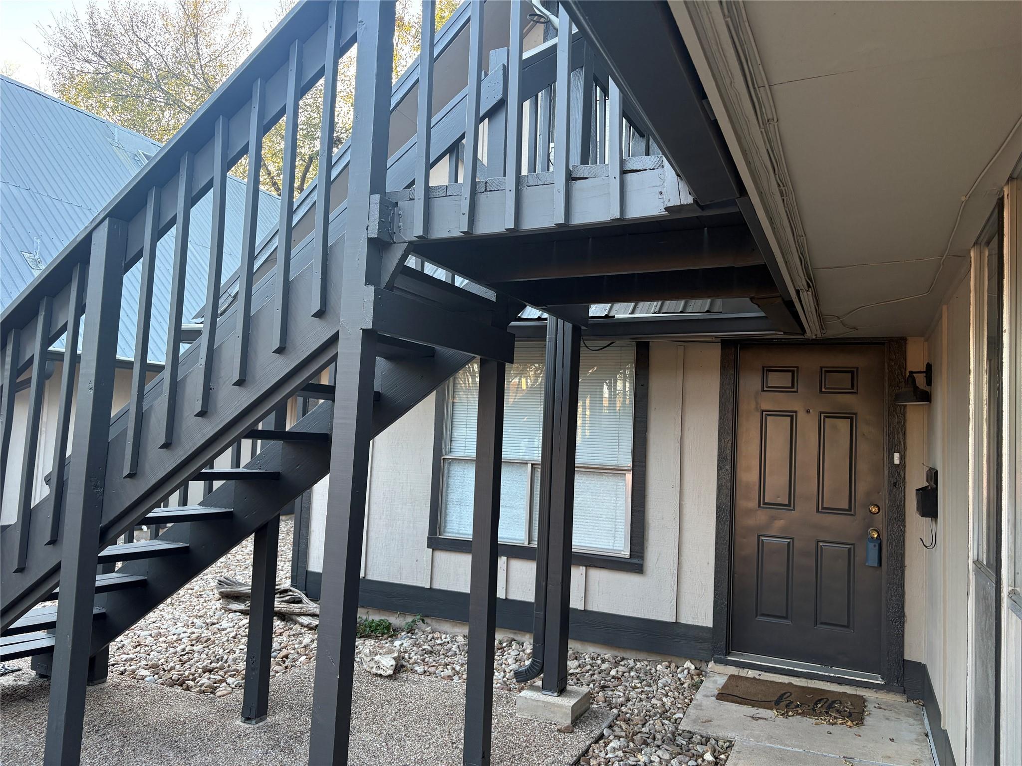 8612 Bowling Green Dr # B, Austin, TX 78757