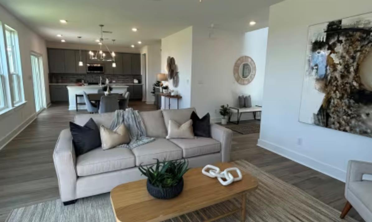 191 Capernaum Ct, Kyle, TX 78640