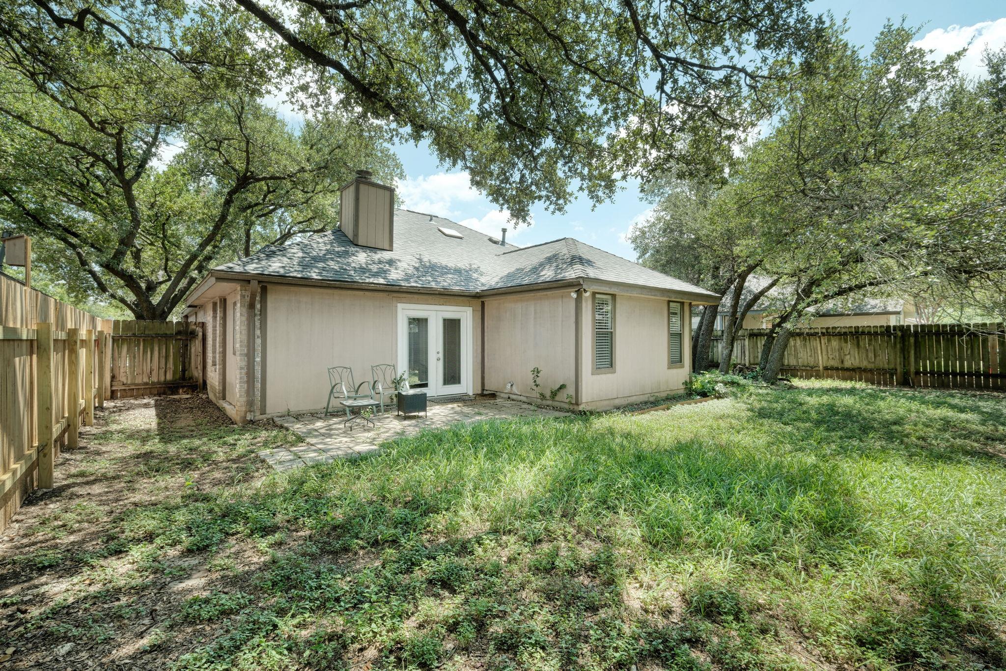 2208 E Raintree Path, Round Rock, TX 78664
