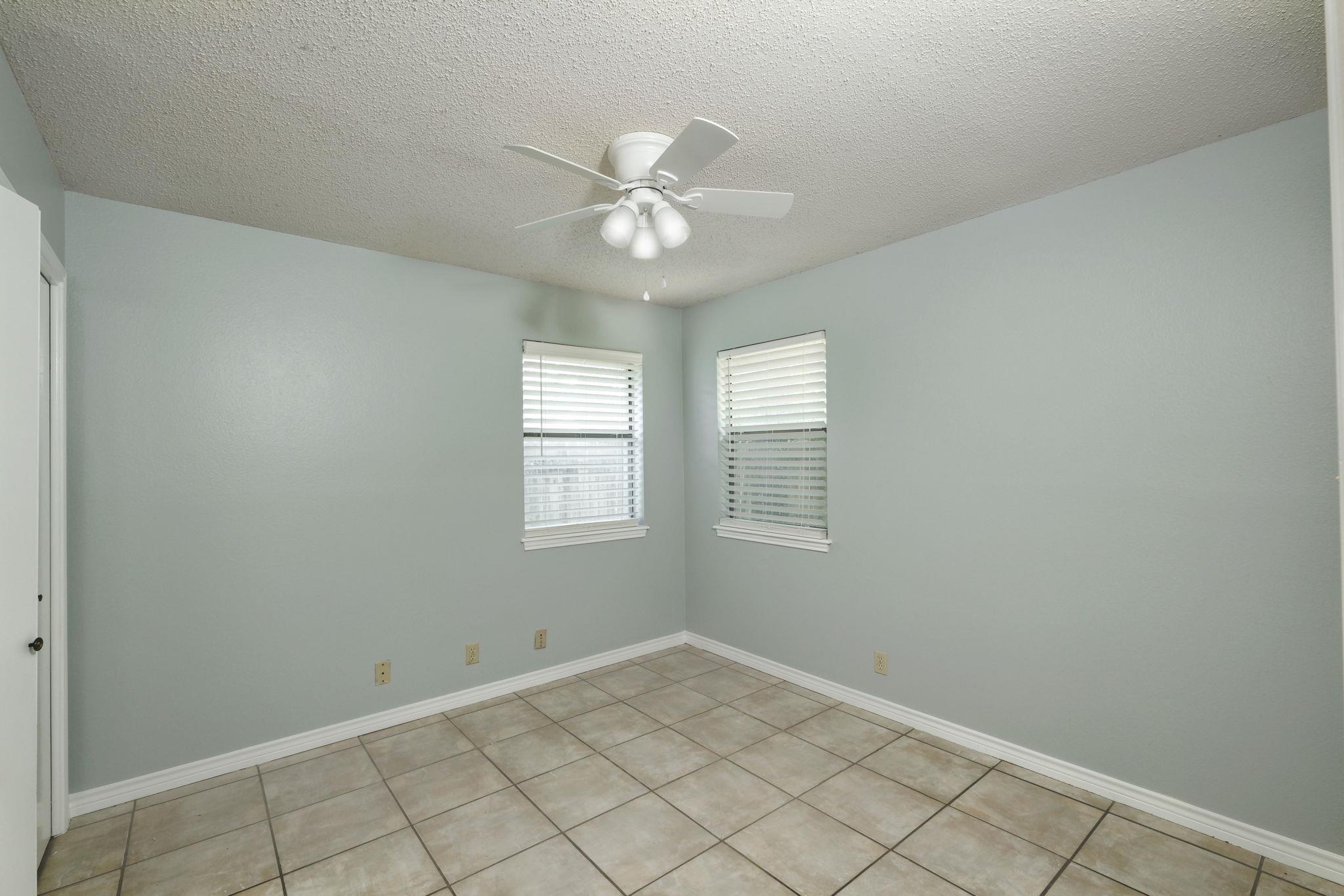 2208 E Raintree Path, Round Rock, TX 78664