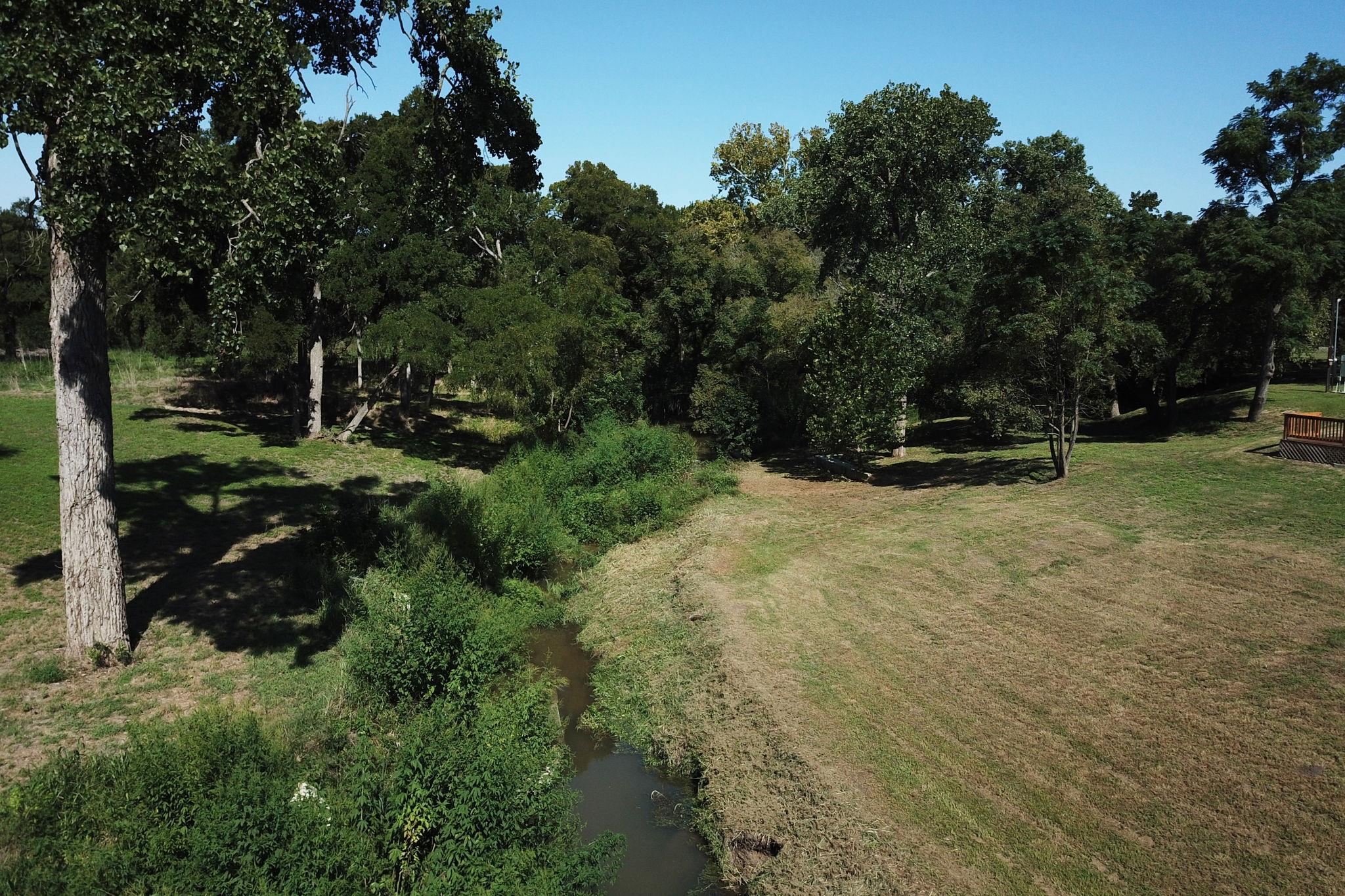 11910 Fm 1660, Hutto, TX 78634