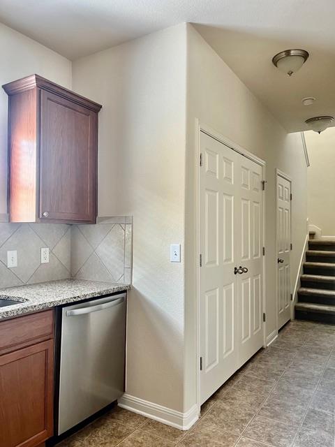 5425 Falling Leaf Ln, Austin, TX 78744