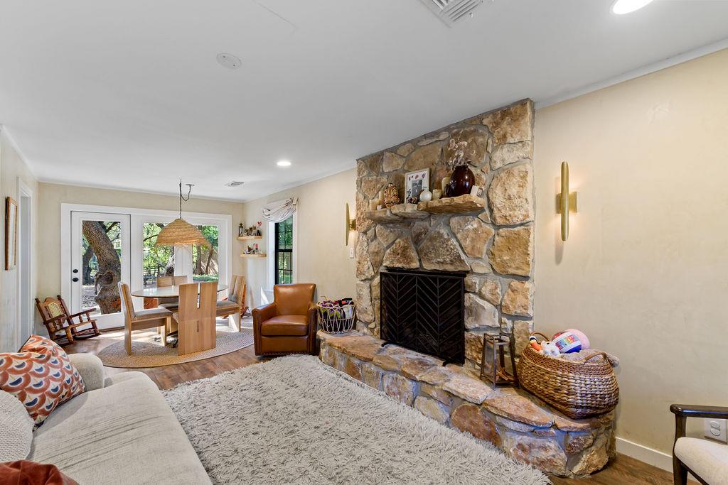 202 Leveritts Loop, Wimberley, TX 78676