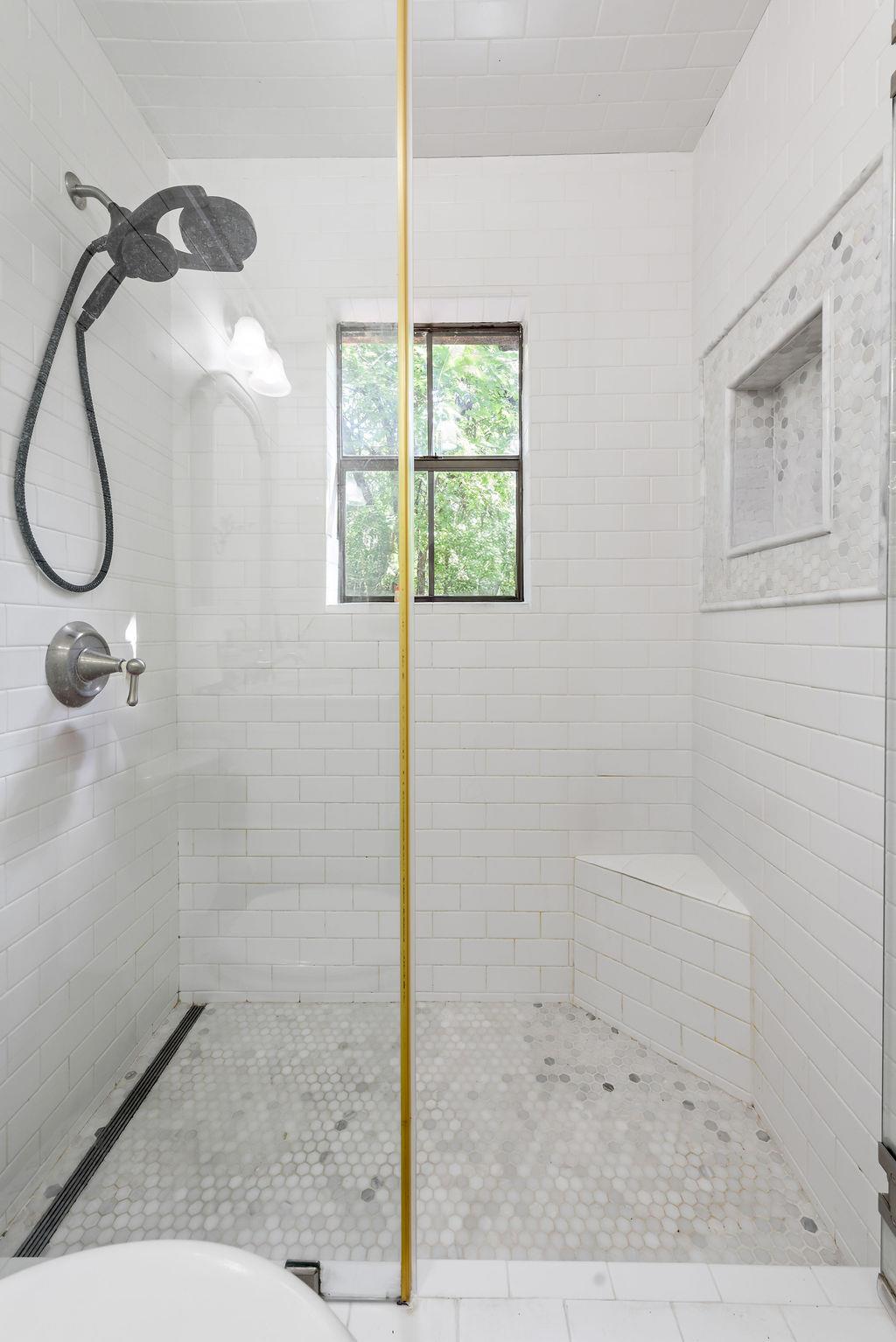 202 Leveritts Loop, Wimberley, TX 78676