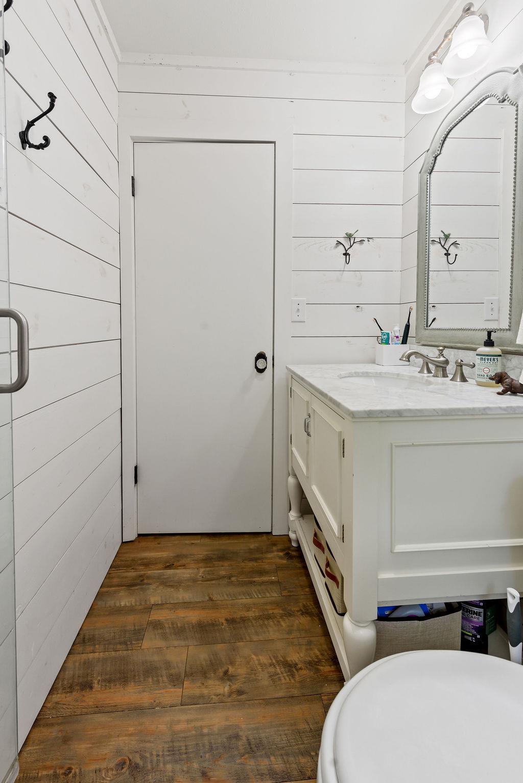 202 Leveritts Loop, Wimberley, TX 78676