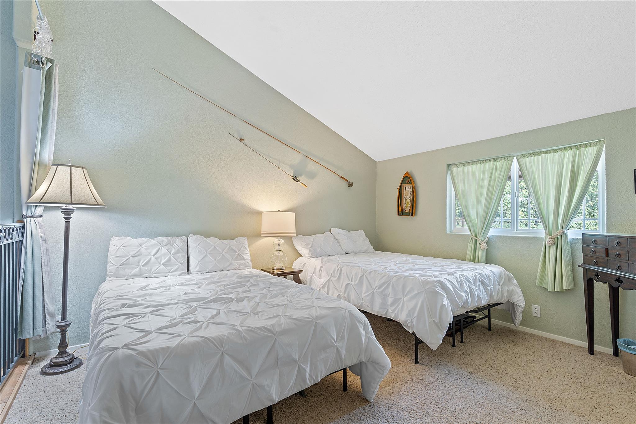 287 Venture Blvd, Point Venture, TX 78645