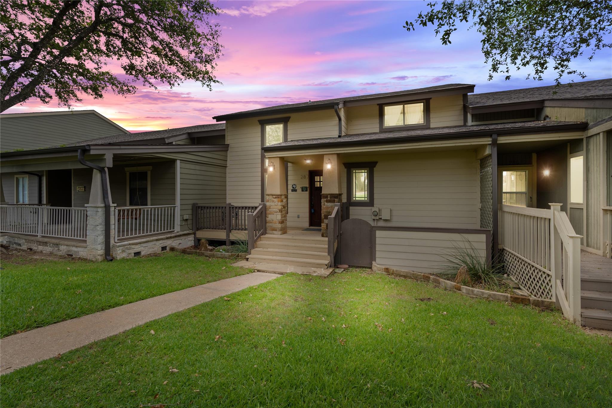 287 Venture Blvd, Point Venture, TX 78645