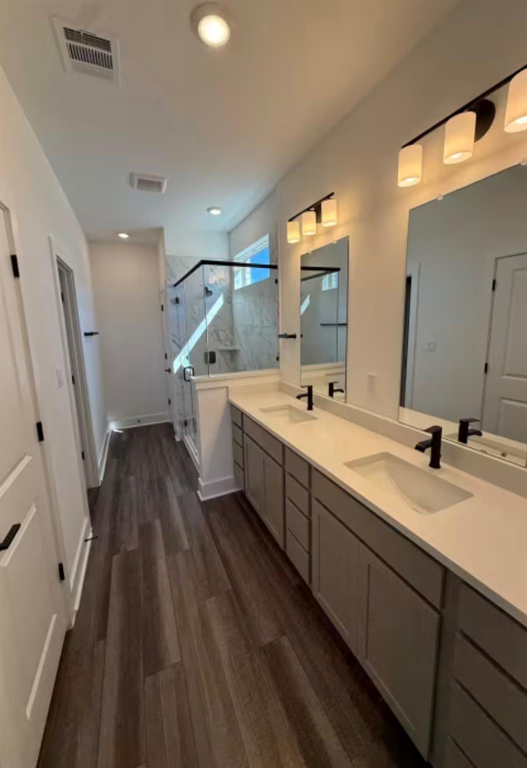 161 Capernaum Ct, Kyle, TX 78640