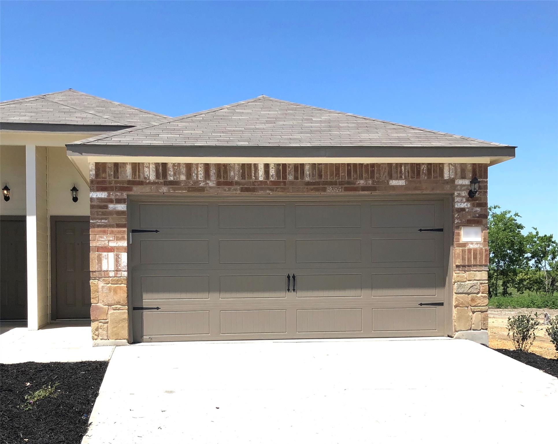 201 Joanne Loop # B, Buda, TX 78610