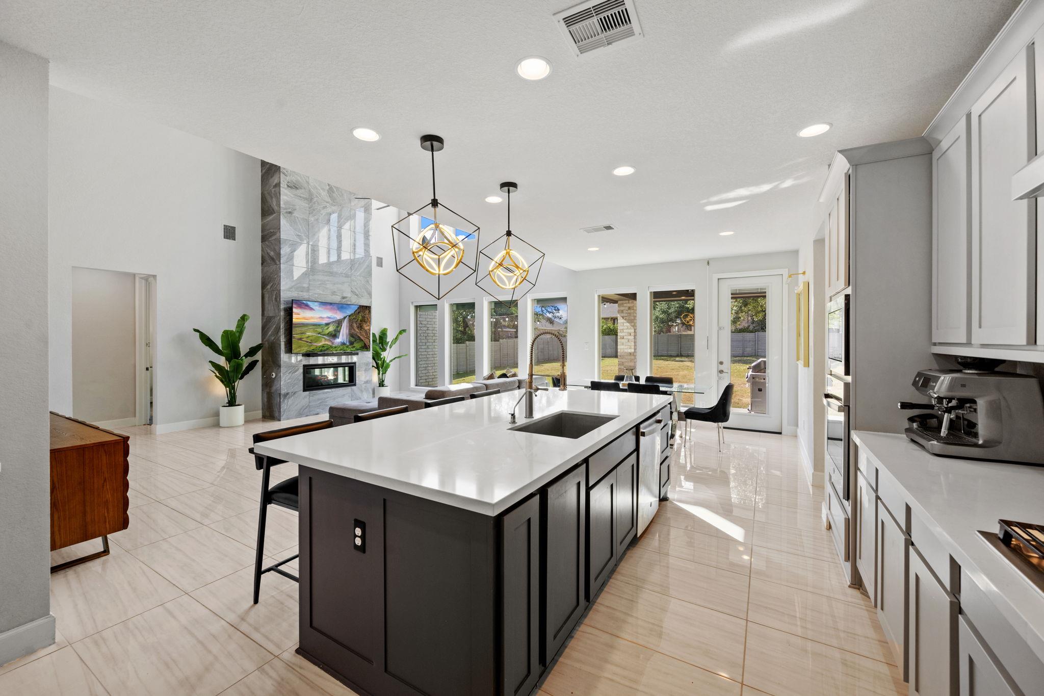 448 Tobacco Pass, New Braunfels, TX 78132