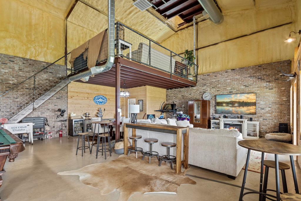 2158 County Road 2109, Lometa, TX 76853