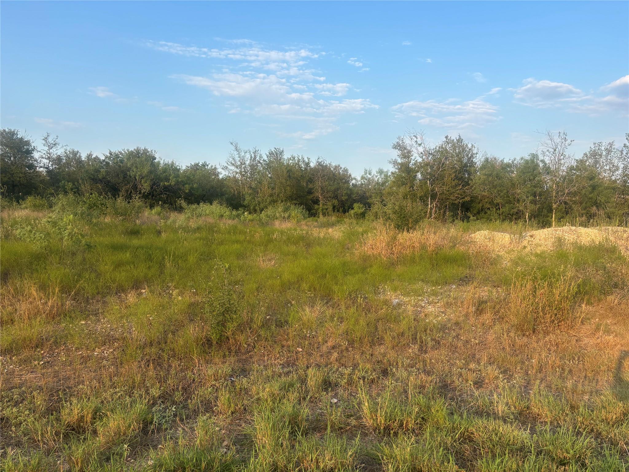 000 Foquito Ln, Del Valle, TX 78617