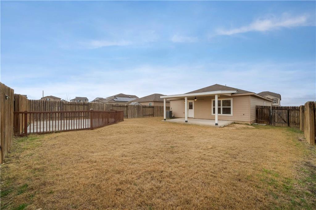 112 Millers Loop, Jarrell, TX 76537