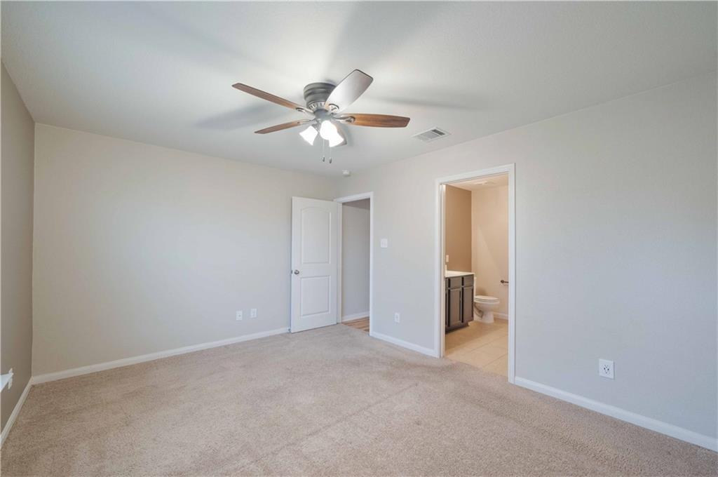 112 Millers Loop, Jarrell, TX 76537