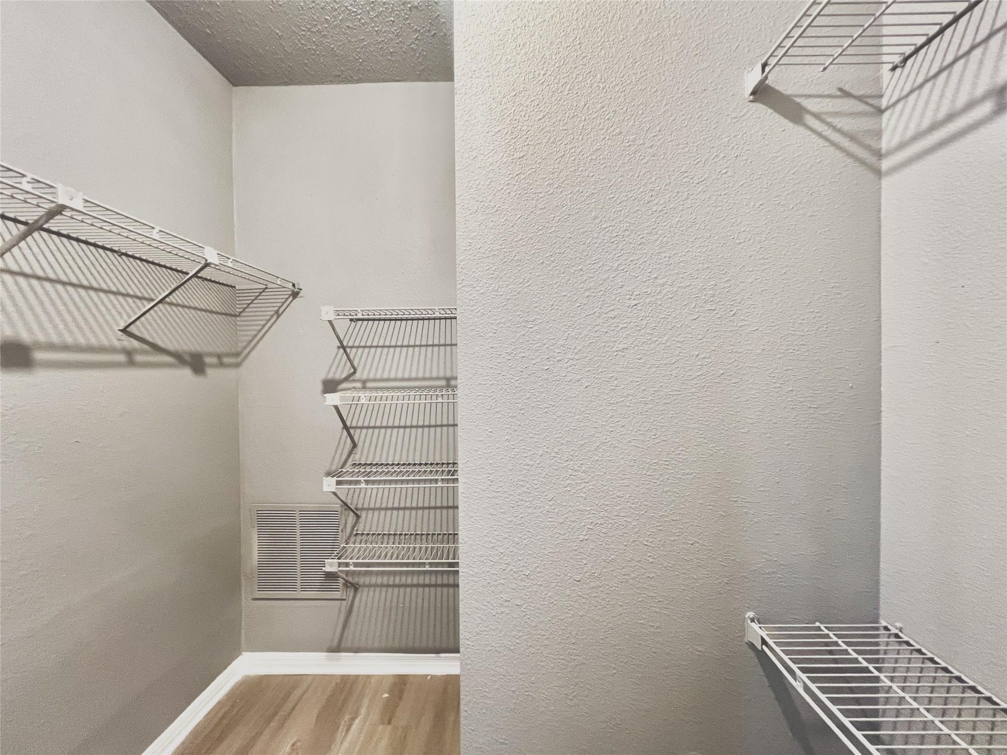 3111 Tom Green St # 105, Austin, TX 78705