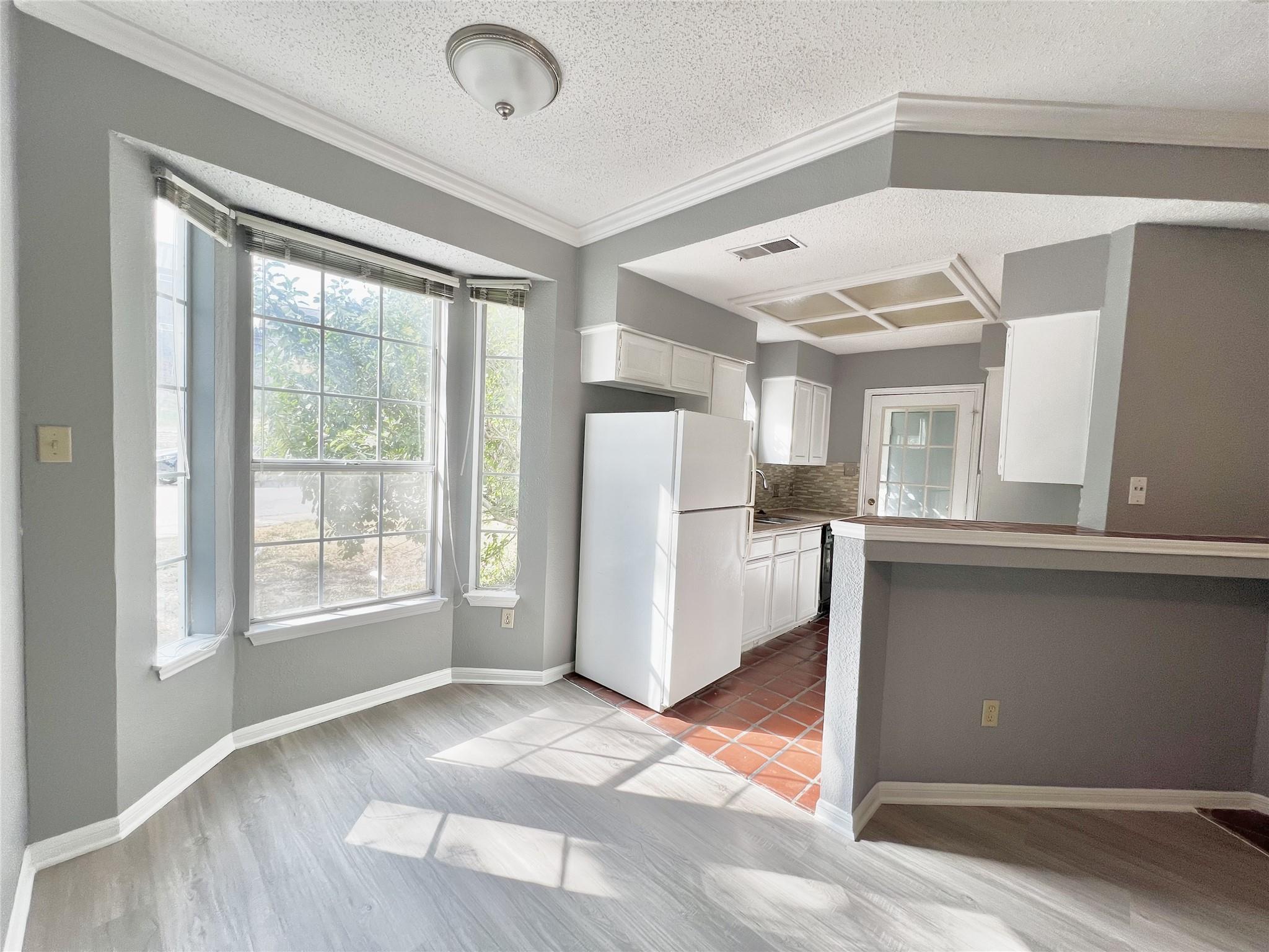 3111 Tom Green St # 105, Austin, TX 78705