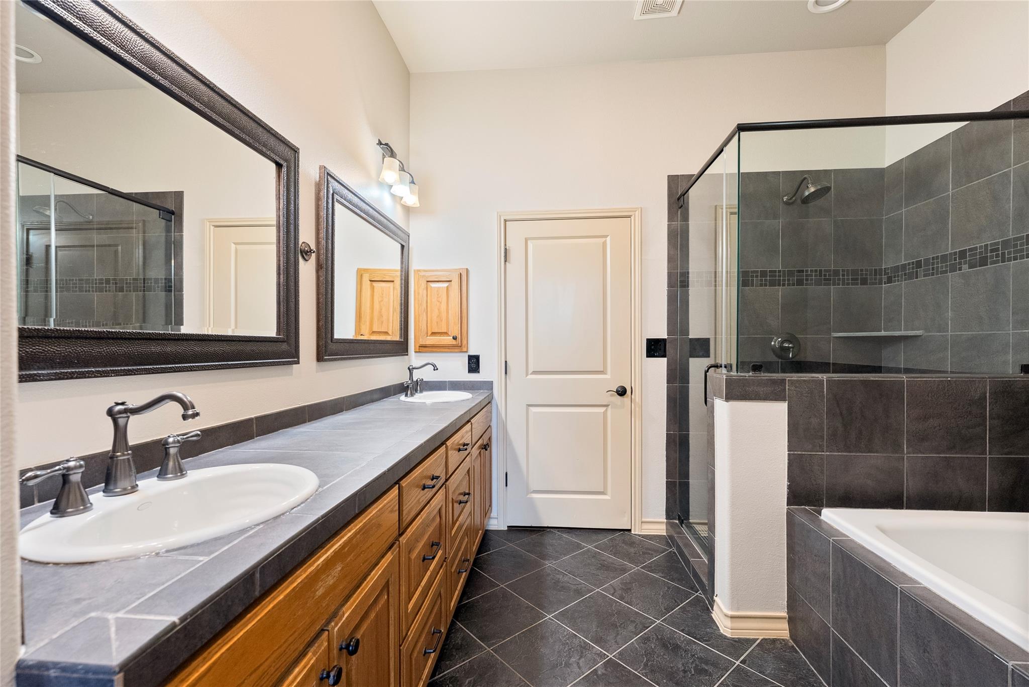 2601 Quinlan Park Rd # 603, Austin, TX 78732