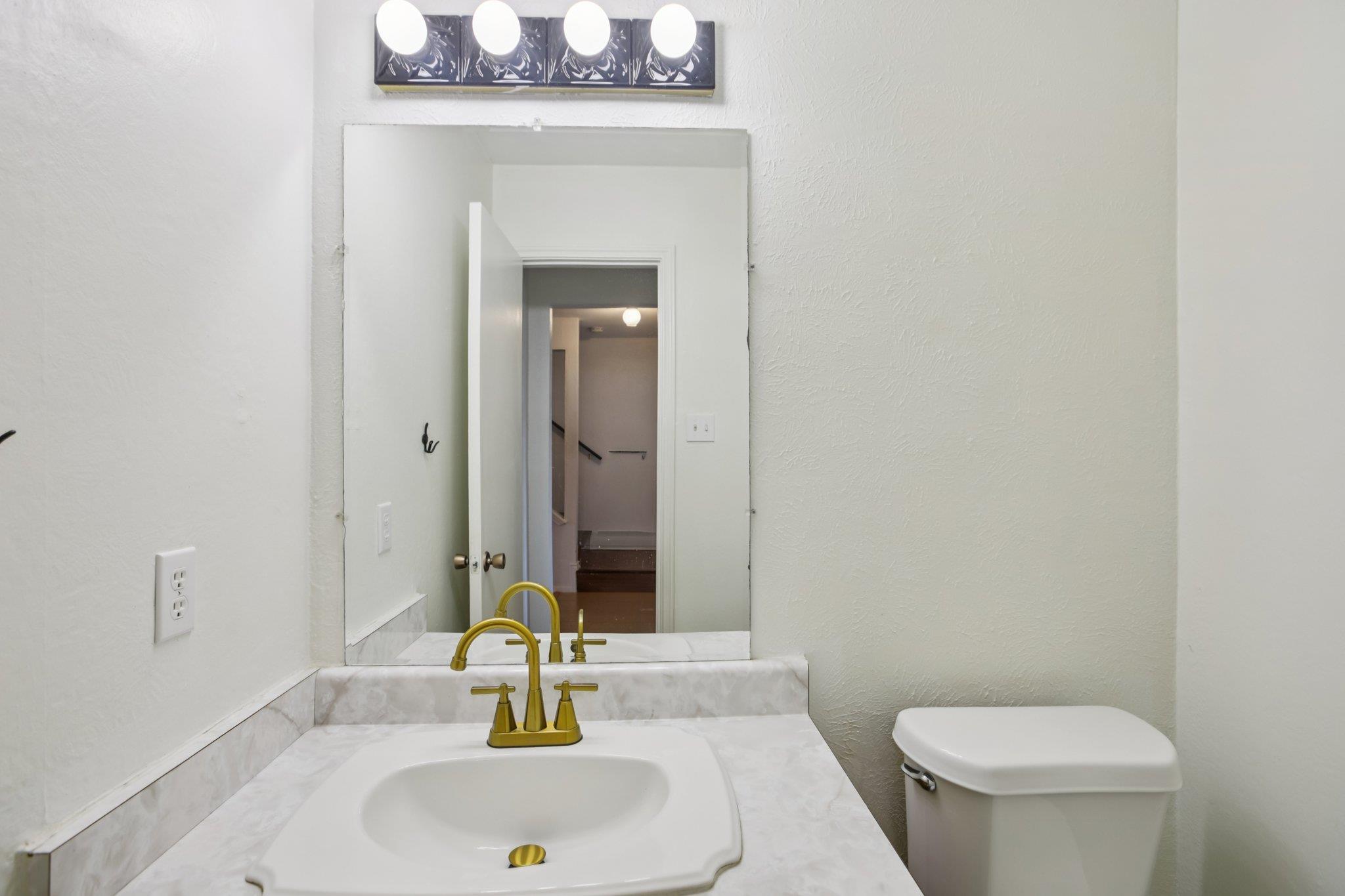 1300 Tuxford Cv, Austin, TX 78753