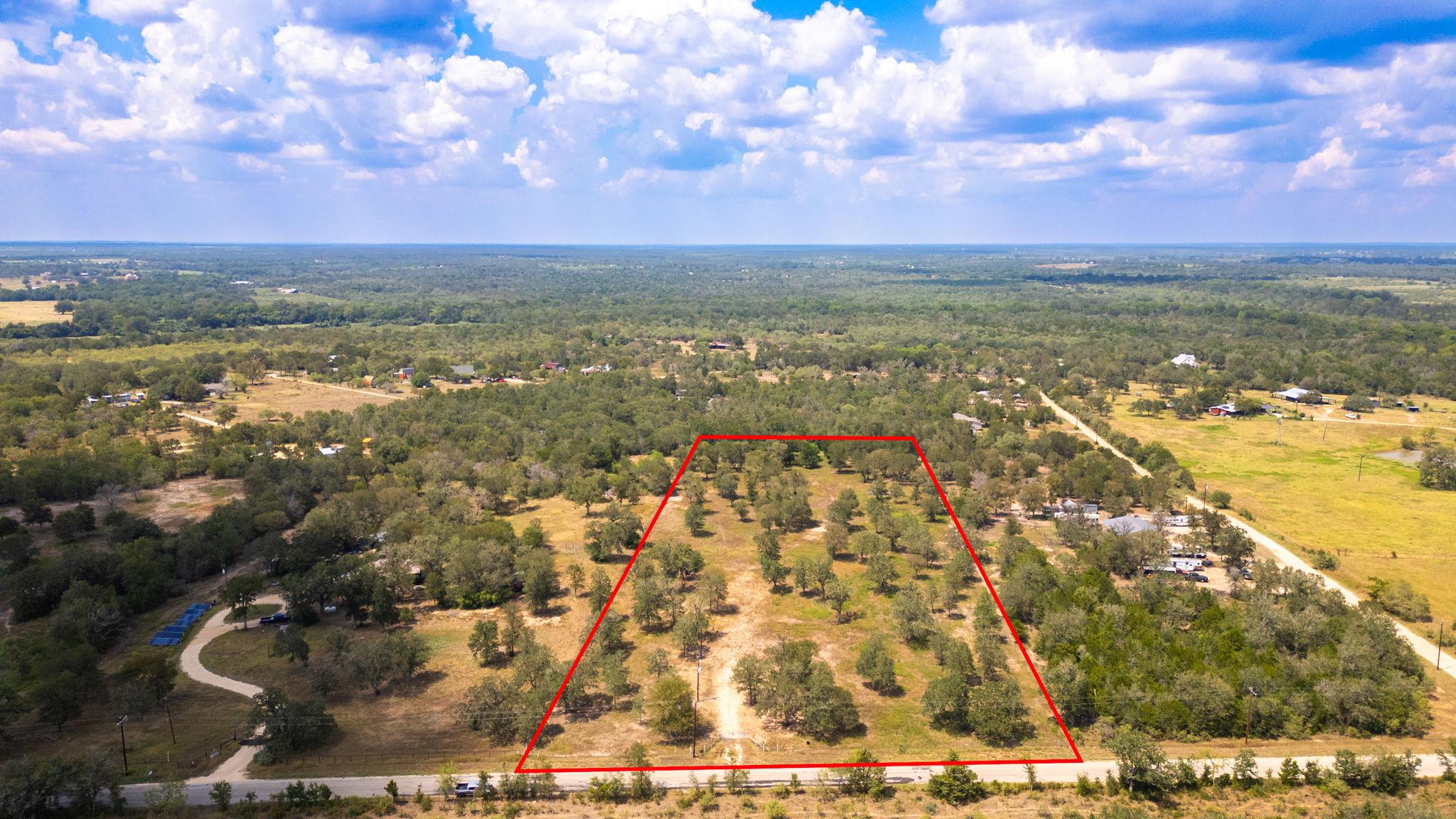 1650 Sandholler Rd, Dale, TX 78616