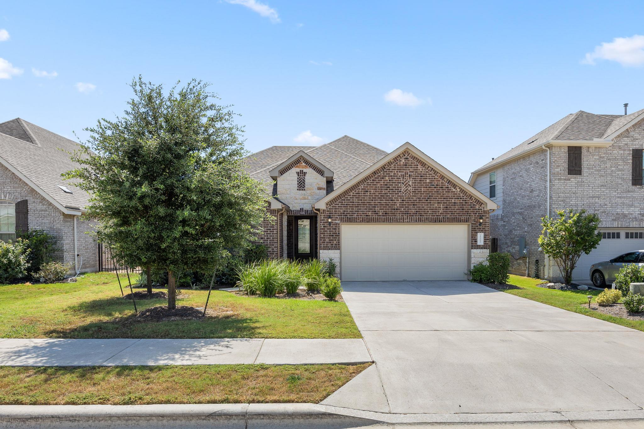 22212 Coyote Cave Trl, Spicewood, TX 78669