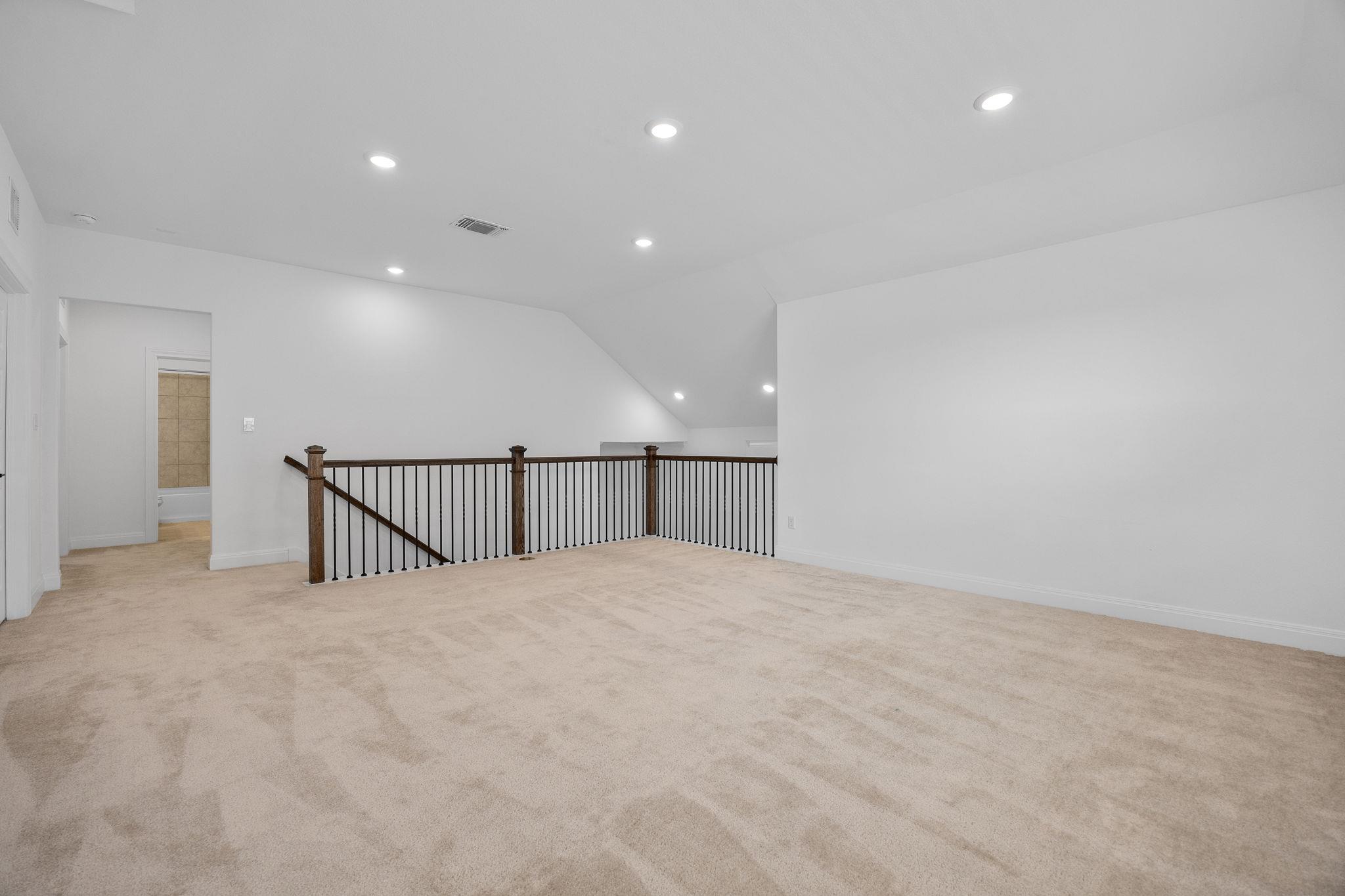 22212 Coyote Cave Trl, Spicewood, TX 78669