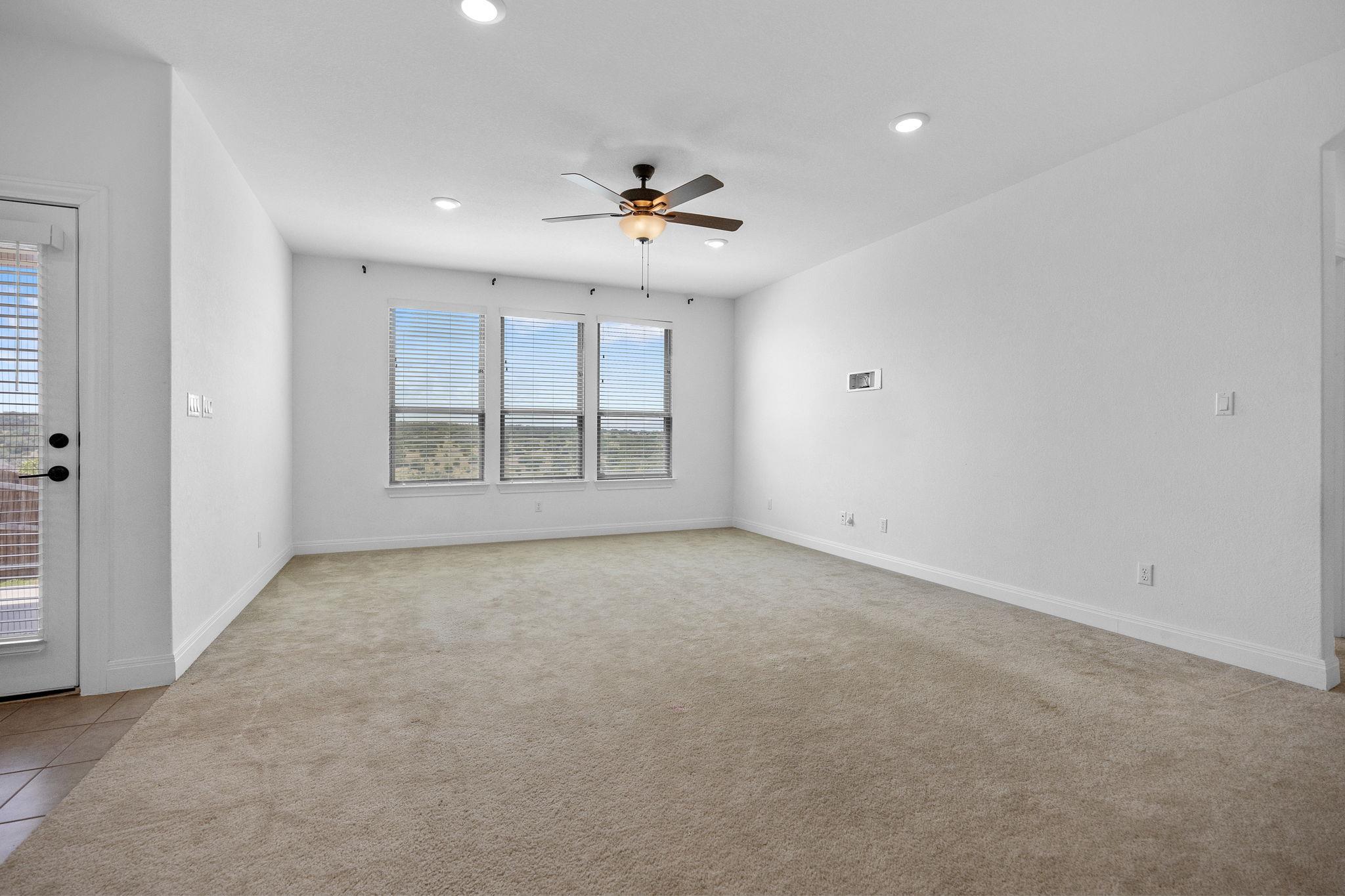 22212 Coyote Cave Trl, Spicewood, TX 78669