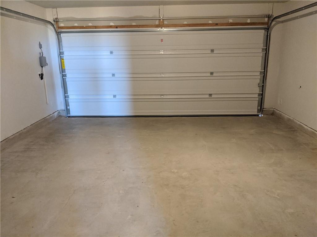 119 Kyra Ln, Taylor, TX 76574