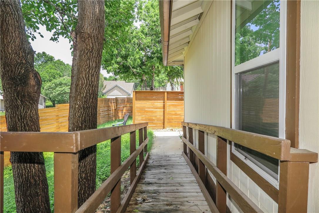 3905 Chase Cir # B, Austin, TX 78721